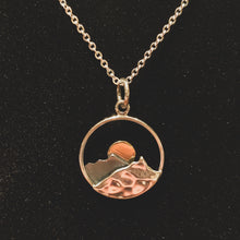 Load image into Gallery viewer, mountain necklace